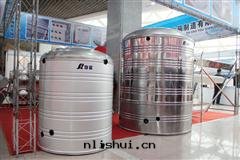 圆形不(bù)锈鋼(gāng)保温(wēn)水(shuǐ)箱